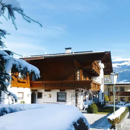 In With Parking Space Apartment *