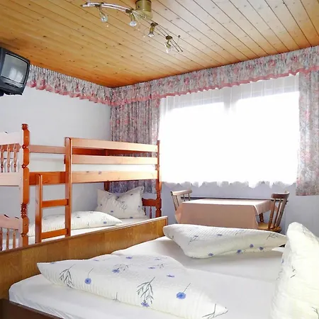 公寓 In With Parking Space *