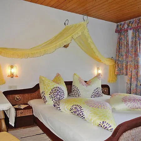 In With Parking Space 菲根