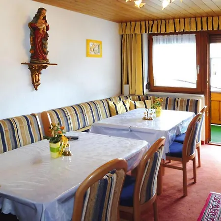 公寓 In With Parking Space 菲根