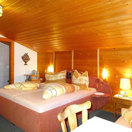 In With Parking Space 公寓