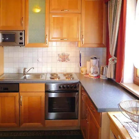 In With Parking Space 菲根