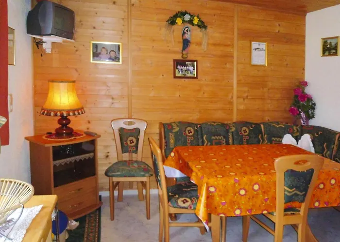 Lejlighed In With Parking Space Fügen