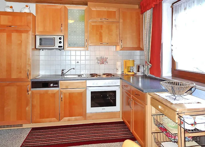 In With Parking Space Lejlighed Fügen