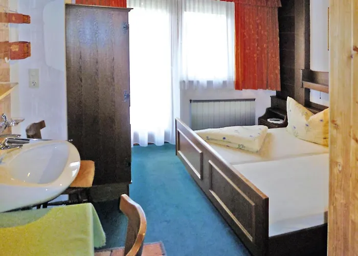 In With Parking Space Lejlighed *